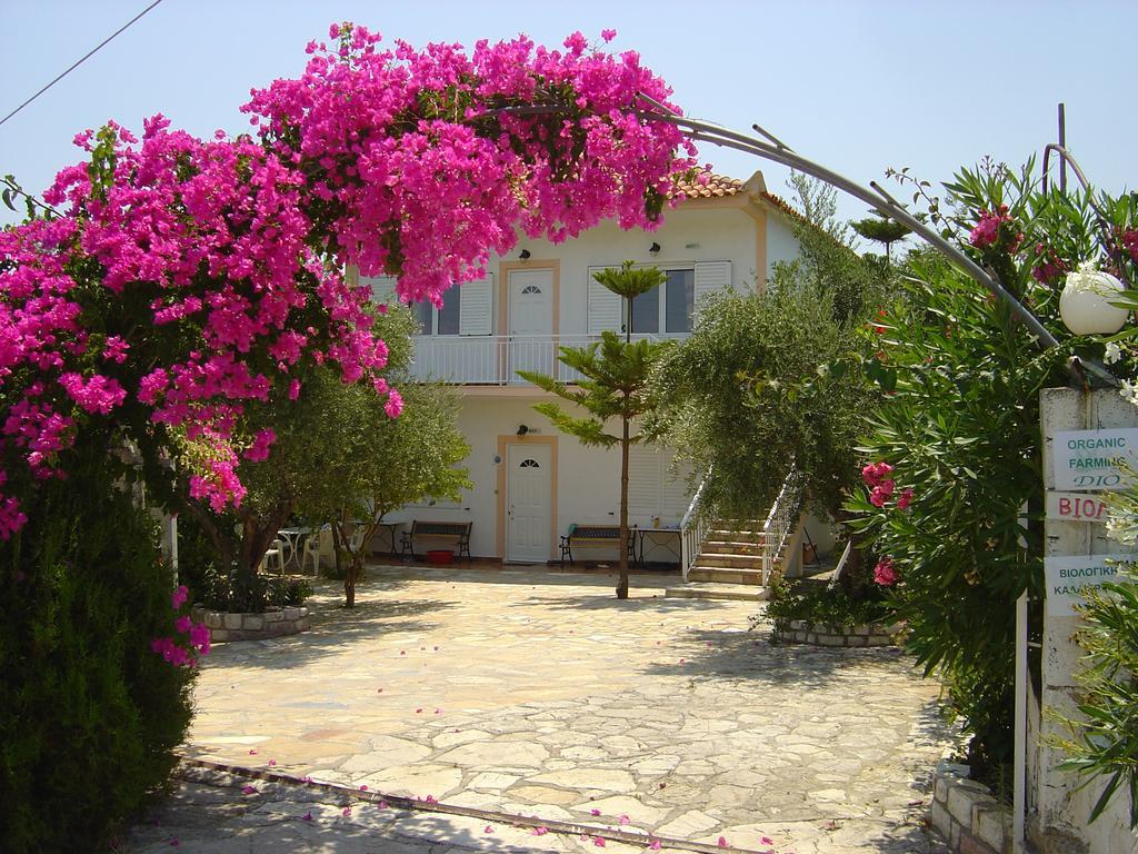 Kómboi Eleni Houses מראה חיצוני תמונה