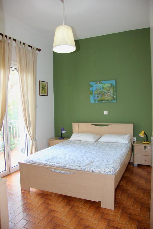 Kómboi Eleni Houses מראה חיצוני תמונה